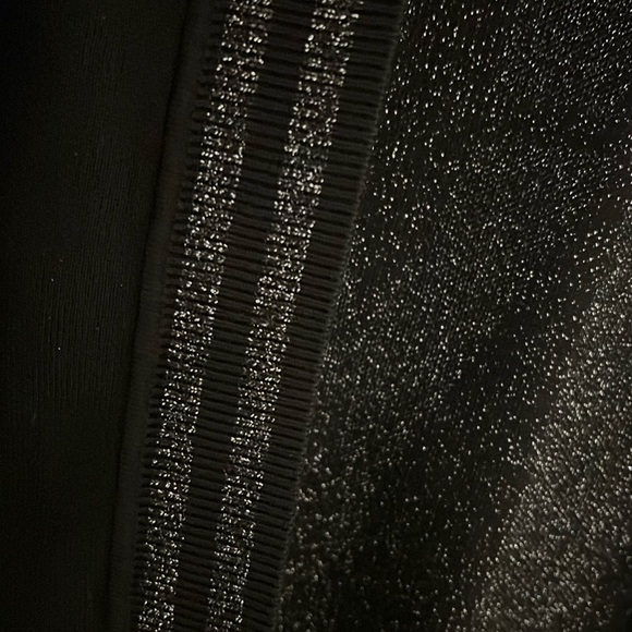 - DKNY sweater button-down with logo - Picture 3 of 5